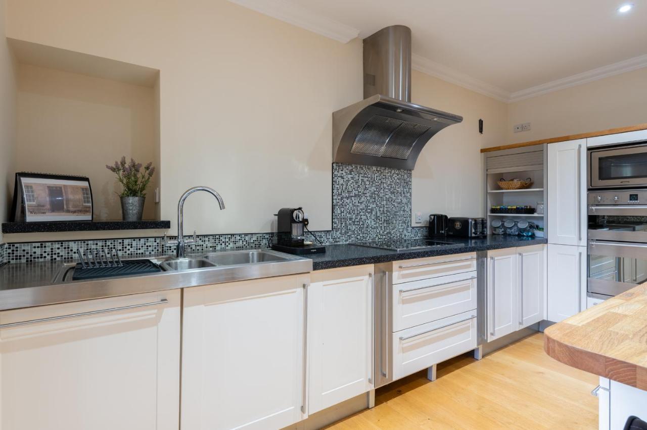 138 North Street - Luxury 2 Bed 2 Bath With Secret Garden, Summerhouse, Putting Green St Andrews Exterior foto